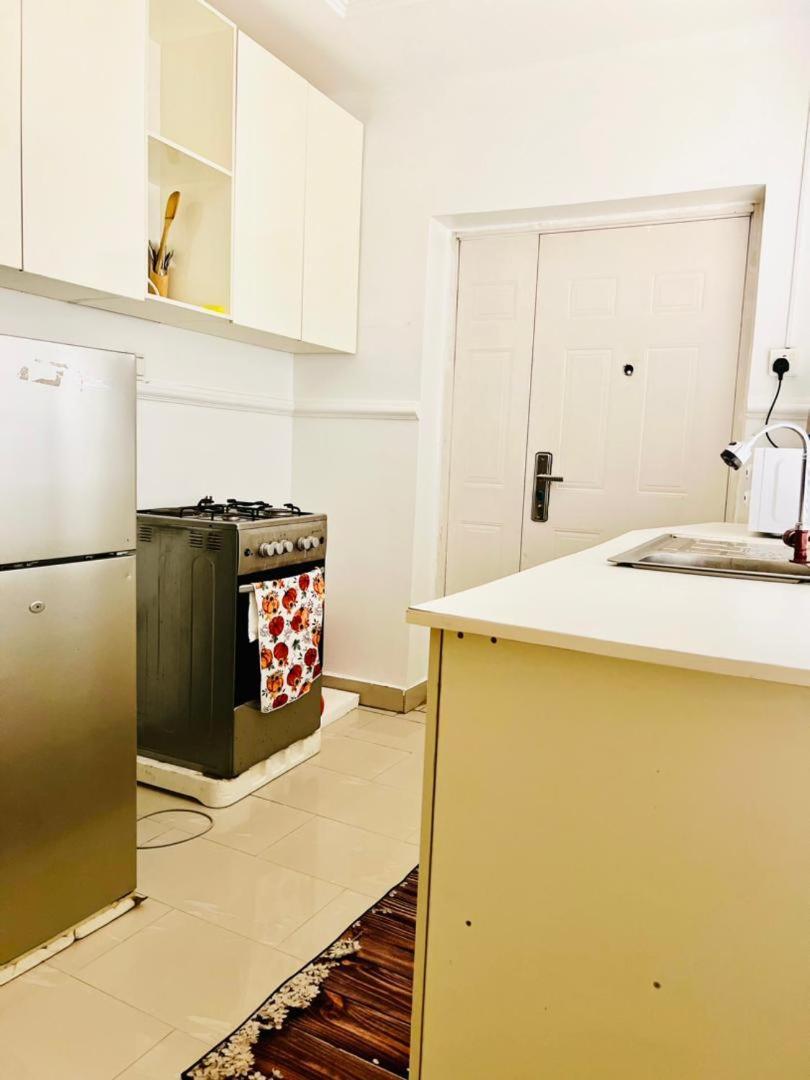 Alyan Apartment Abudża Zewnętrze zdjęcie